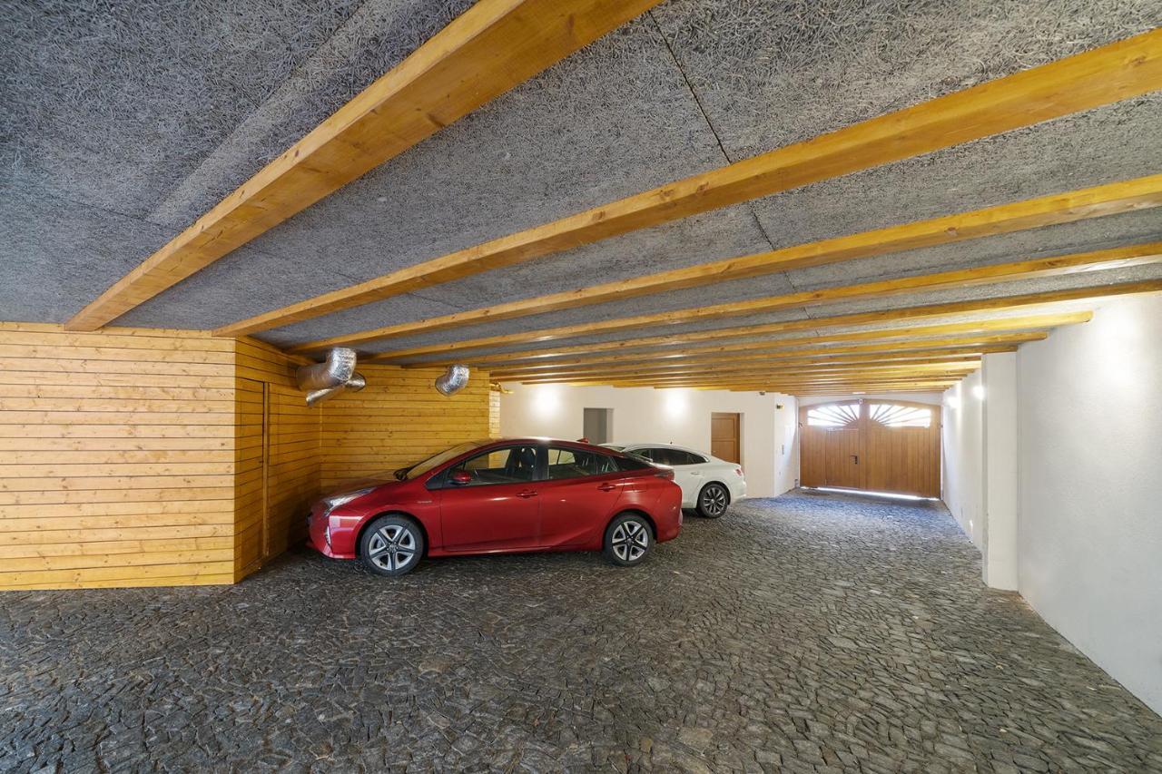 Hotel Bily Jednorozec Třeboň Esterno foto