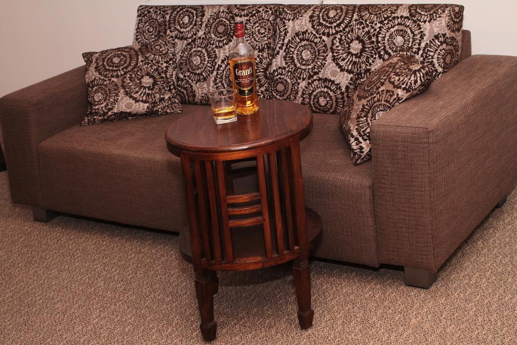 Hotel Bily Jednorozec Třeboň Esterno foto